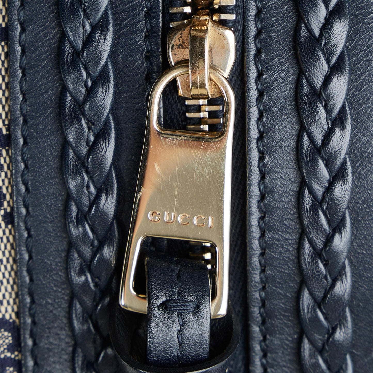Gucci GG Canvas Brick Lane Satchel (SHG-564Kbq)