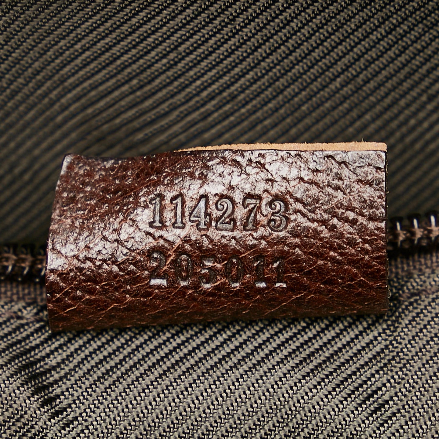 Gucci GG Canvas Crossbody Bag (SHG-31469)