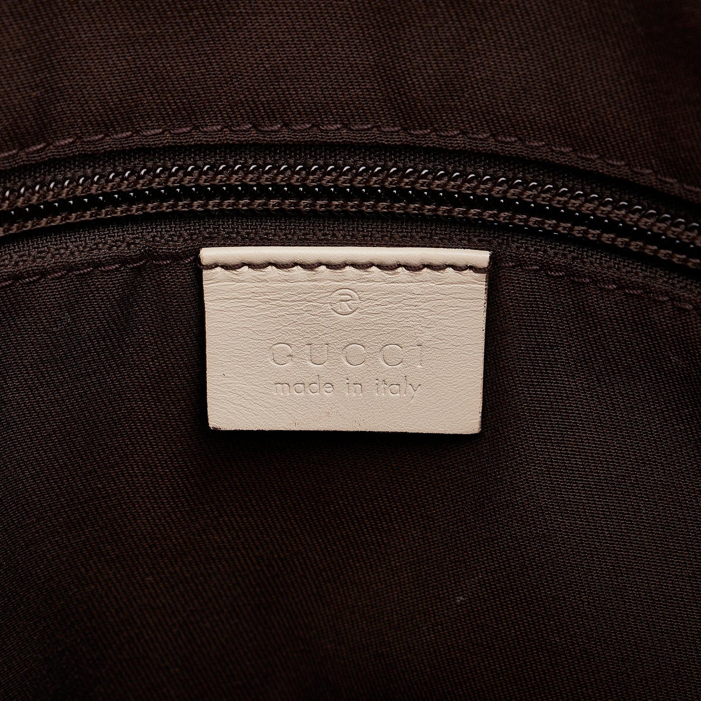Gucci GG Canvas Crossbody Bag (SHG-keKDFG)