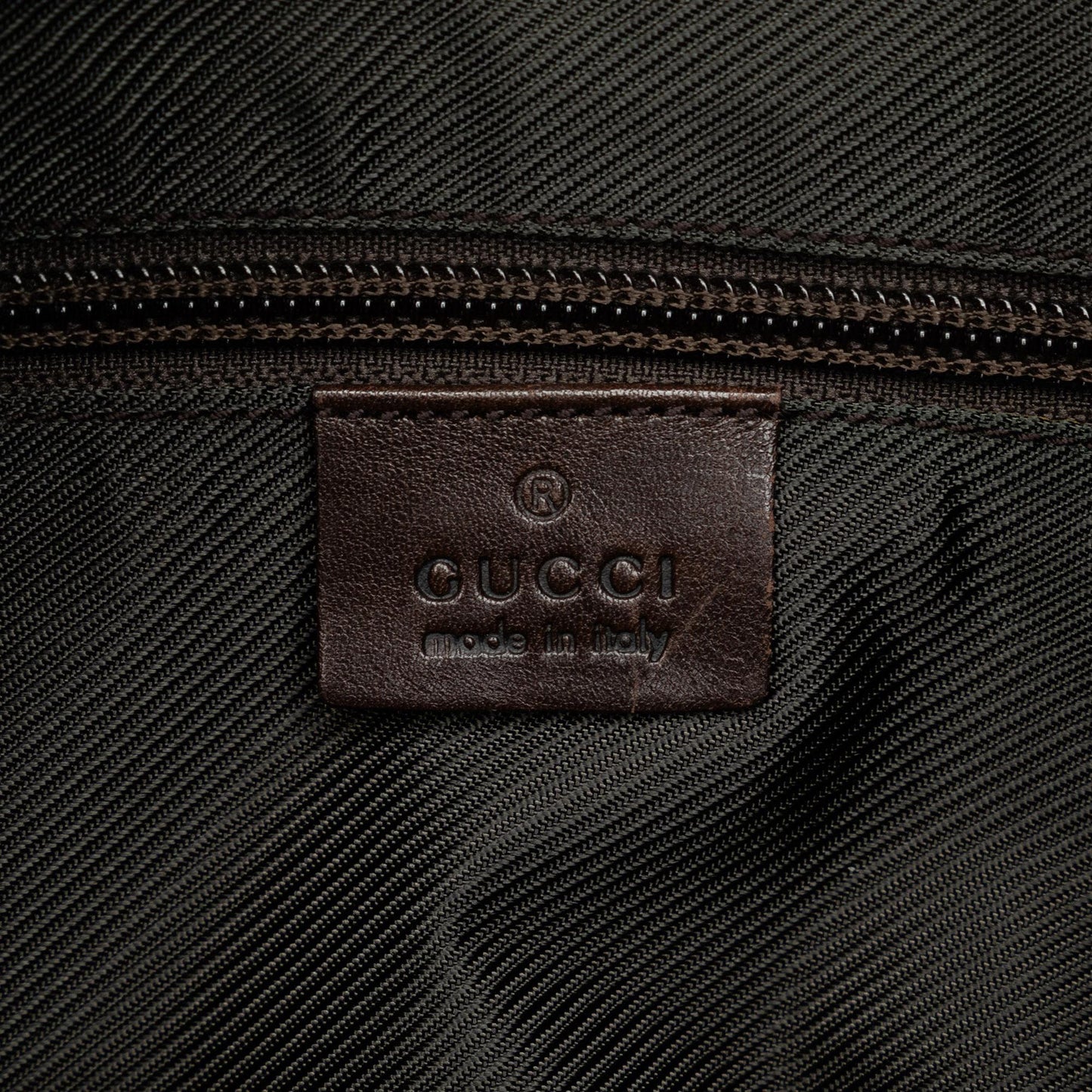 Gucci GG Canvas Crossbody Bag (SHG-ut3J0m)
