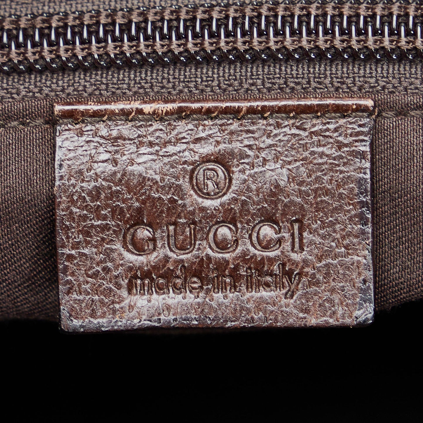 Gucci GG Canvas Crossbody (SHG-woM325)