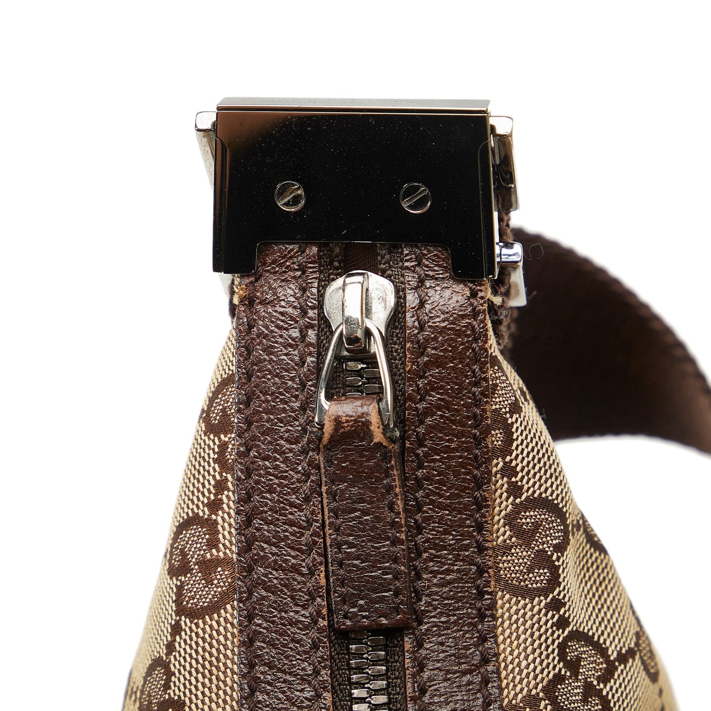 Gucci GG Canvas Crossbody (SHG-QJp6Hg)