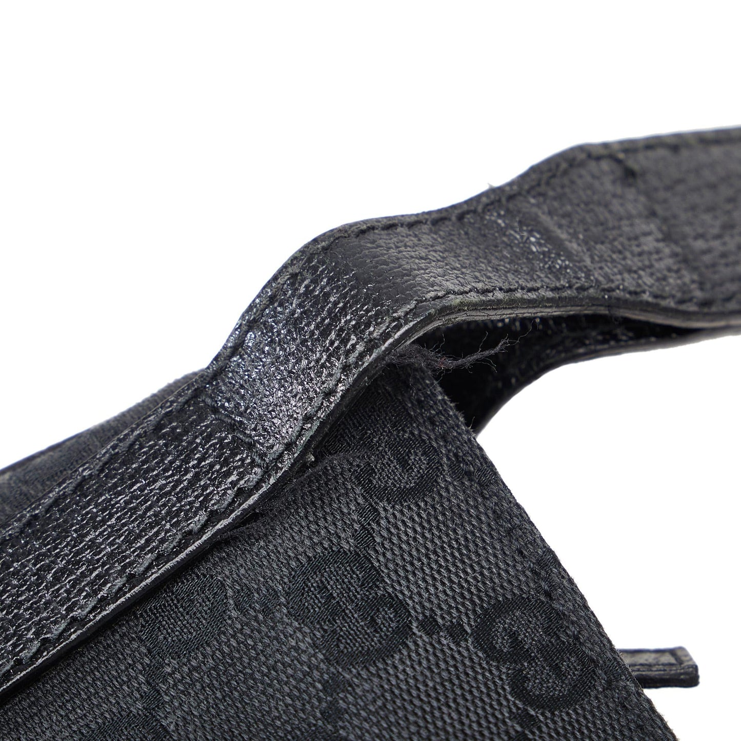 Gucci GG Canvas Crossbody (SHG-f4Xpp0)