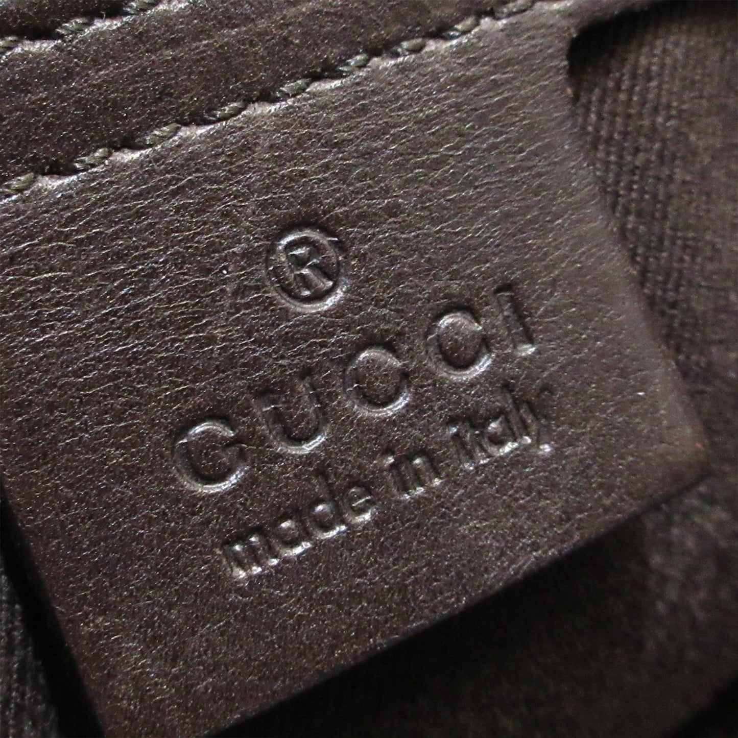 Gucci GG Canvas Crossbody (SHG-yLPVed)