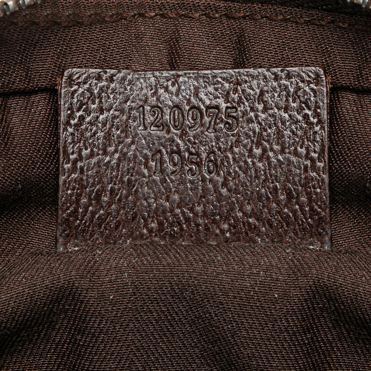 Gucci GG Canvas Crossbody (SHG-tBP7Zo)