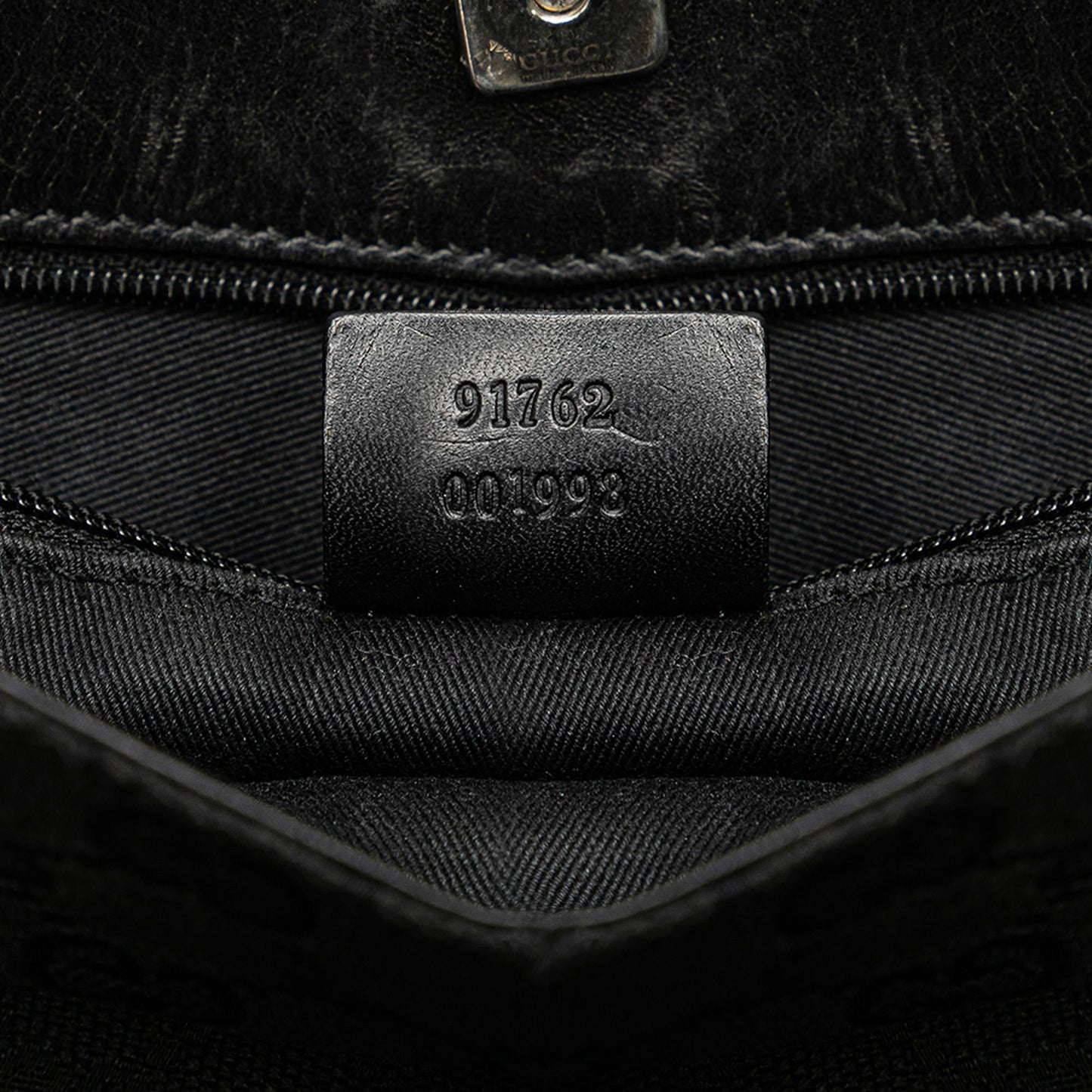 Gucci GG Canvas Crossbody (SHG-1oVB9G)