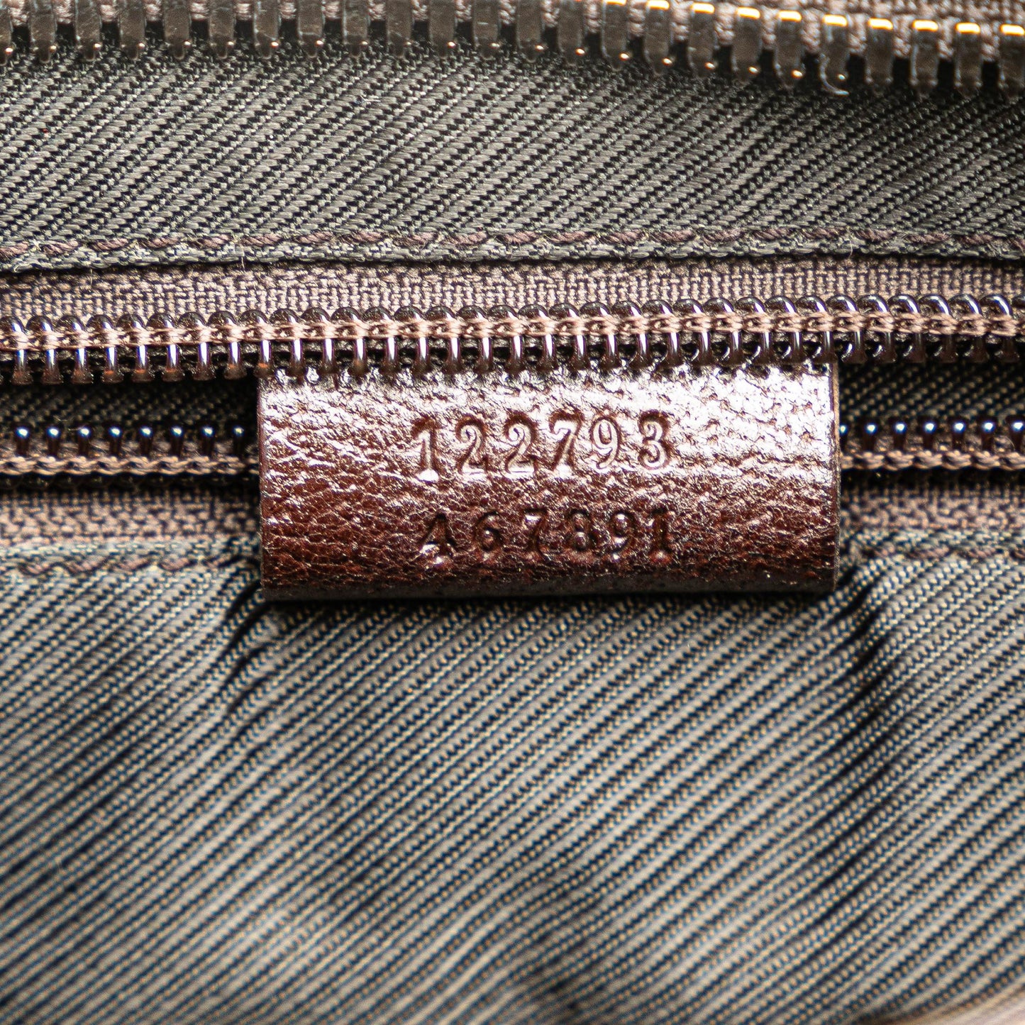 Gucci GG Canvas Crossbody (SHG-U0REPR)