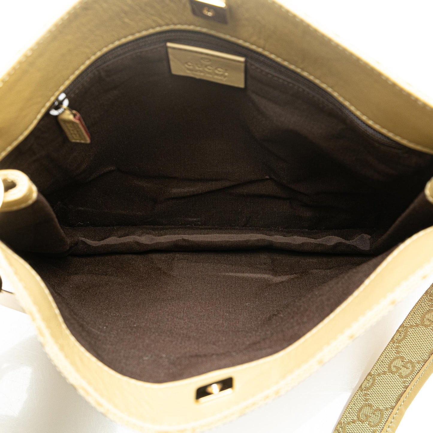 Gucci GG Canvas Crossbody (SHG-JTlAqV)