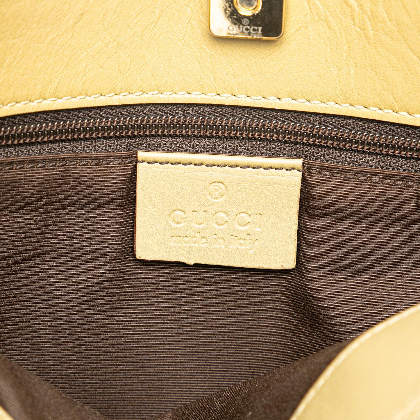 Gucci GG Canvas Crossbody (SHG-JTlAqV)