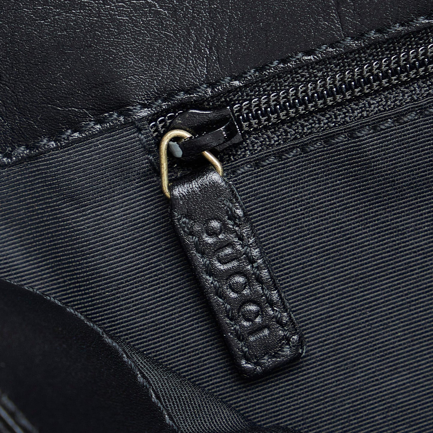 Gucci GG Canvas Flap Shoulder Bag (SHG-tltDgF)