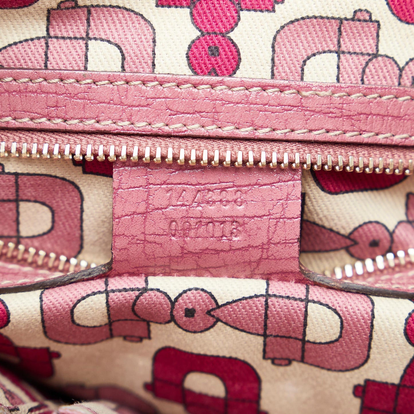 Gucci GG Canvas Jolicoeur Crossbody (SHG-HdKVjm)