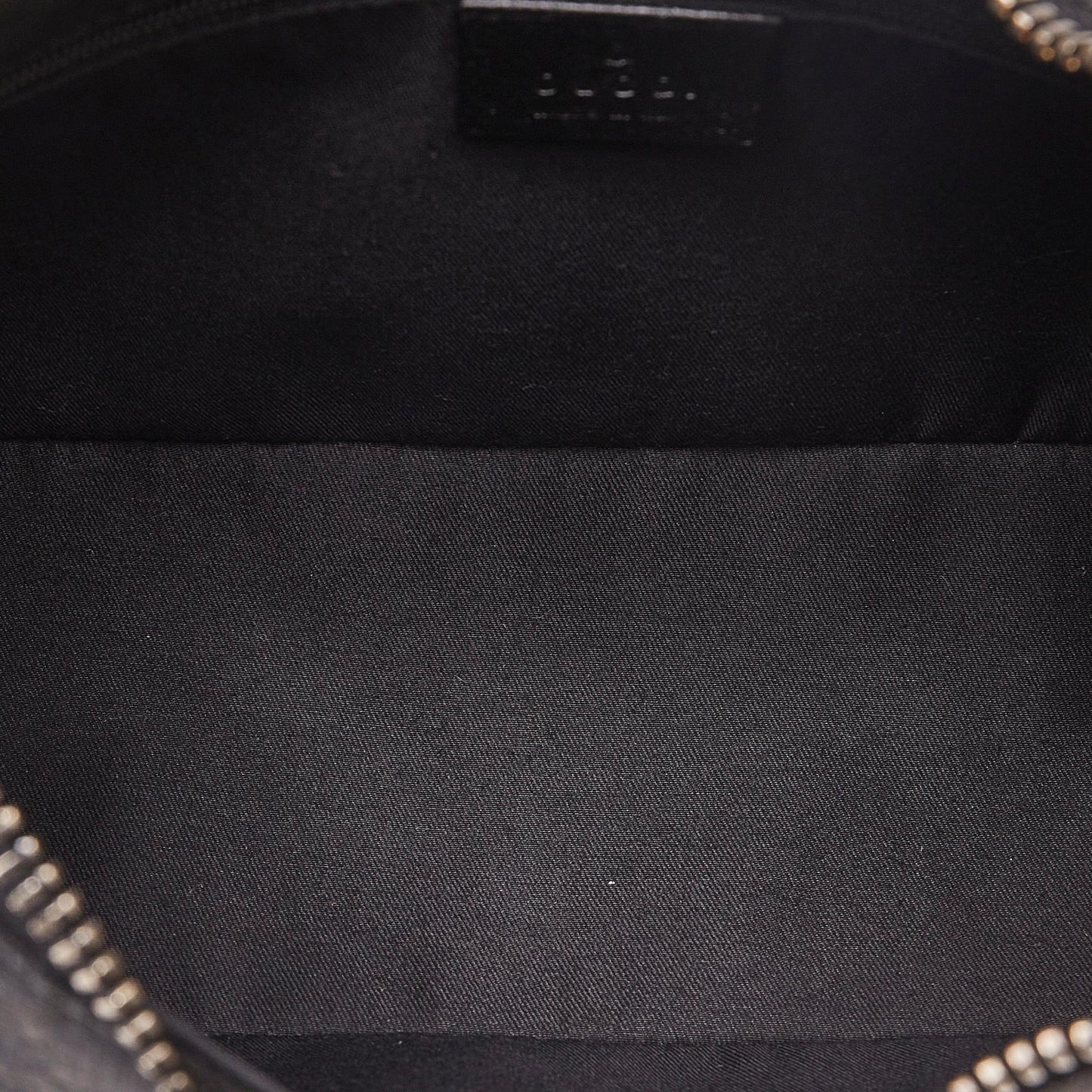 Gucci GG Canvas Shoulder Bag (SHG-BE2f05)