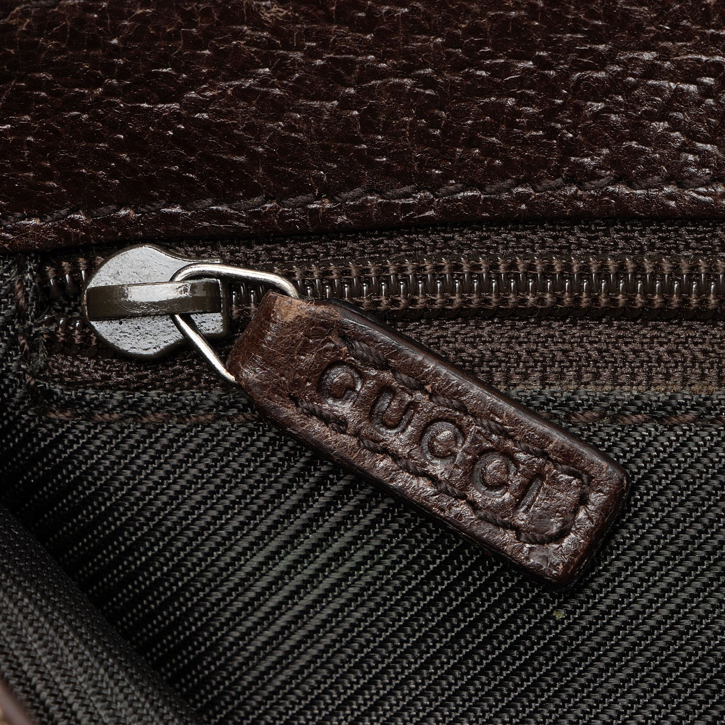 Gucci GG Canvas Small Waist Belt Bag (SHF-aTzoiD)