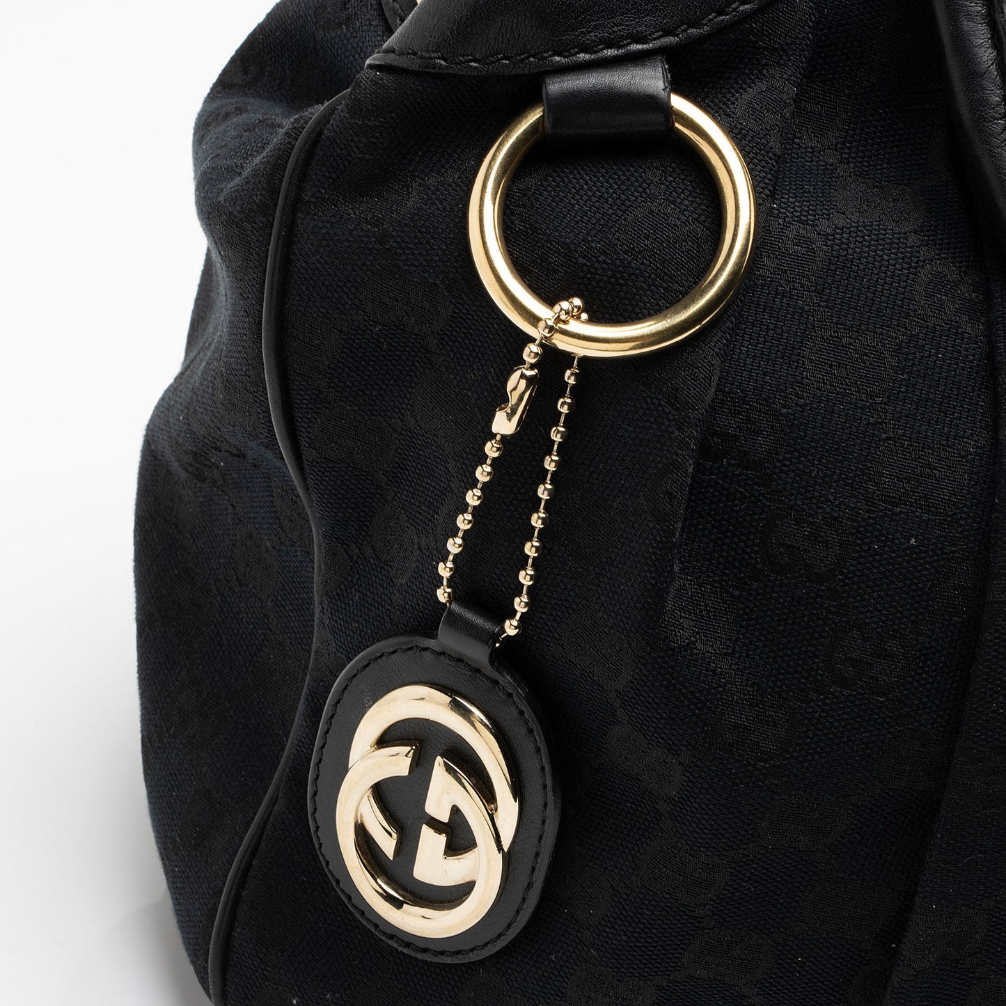 Gucci GG Canvas Sukey Medium Tote (SHF-cYxwRU)