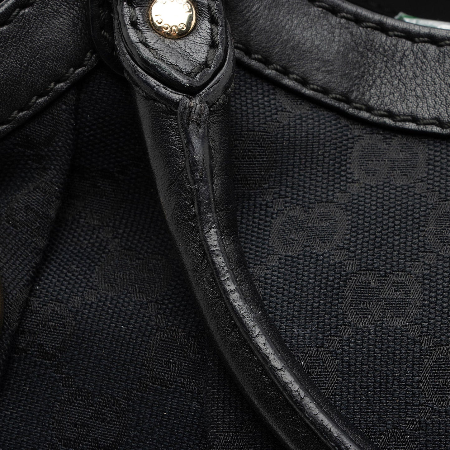 Gucci GG Canvas Sukey Medium Tote (SHF-cYxwRU)