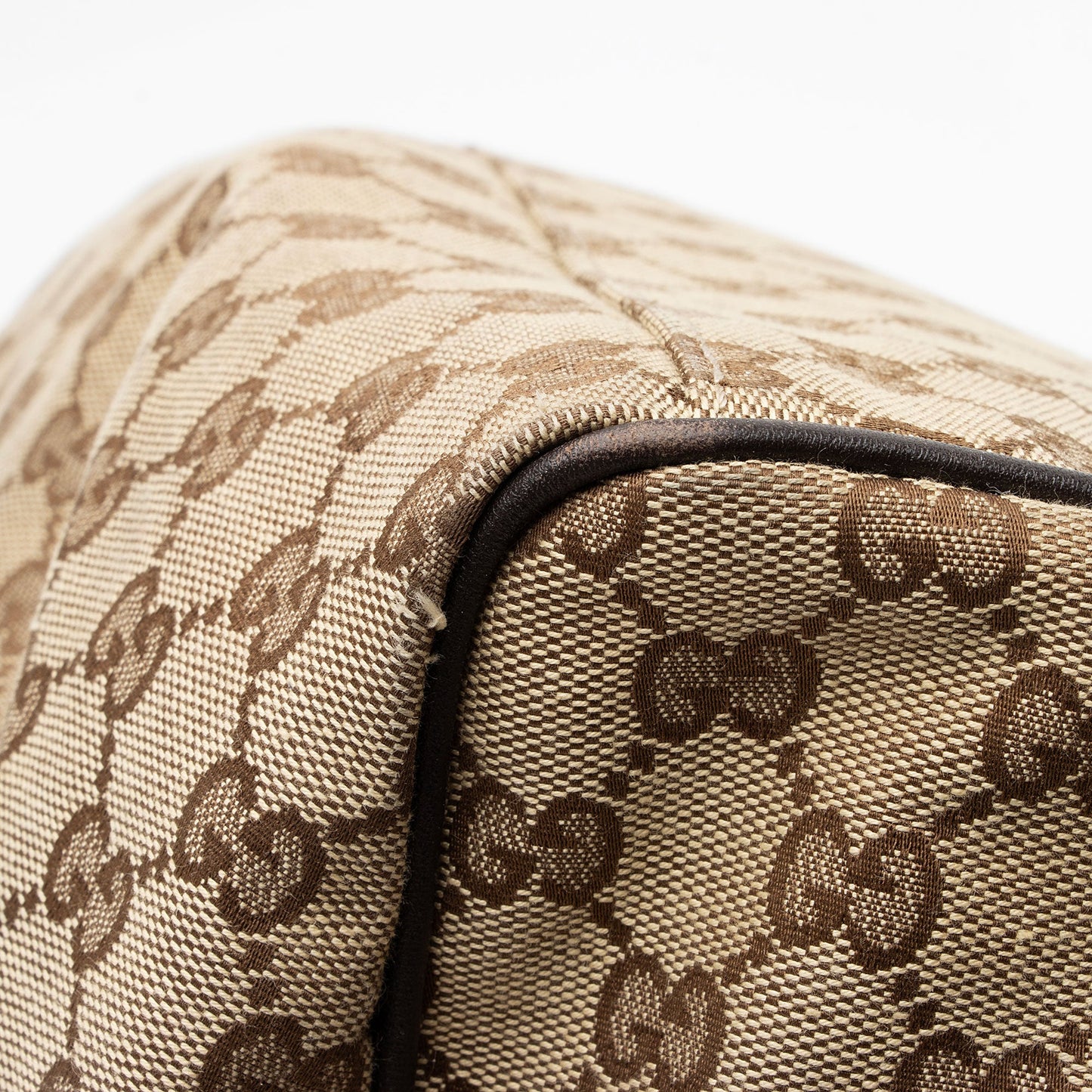 Gucci GG Canvas Sukey Medium Tote (SHF-c4aPQz)