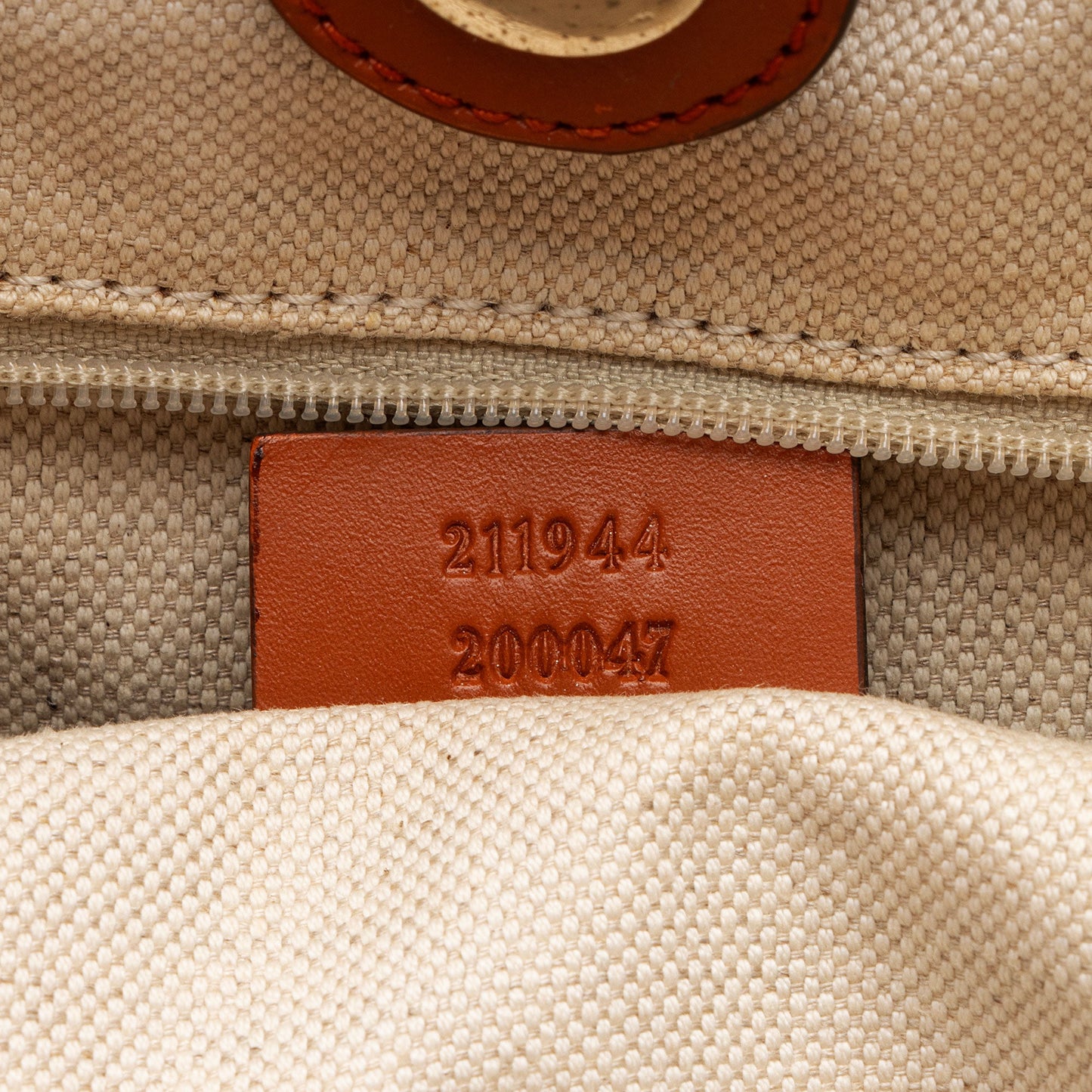 Gucci GG Canvas Sukey Medium Tote (SHF-Prk73B)
