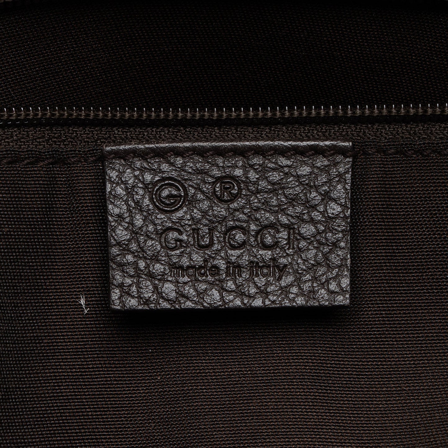 Gucci GG Denim Gifford Medium Tote (SHF-Z5HiOr)