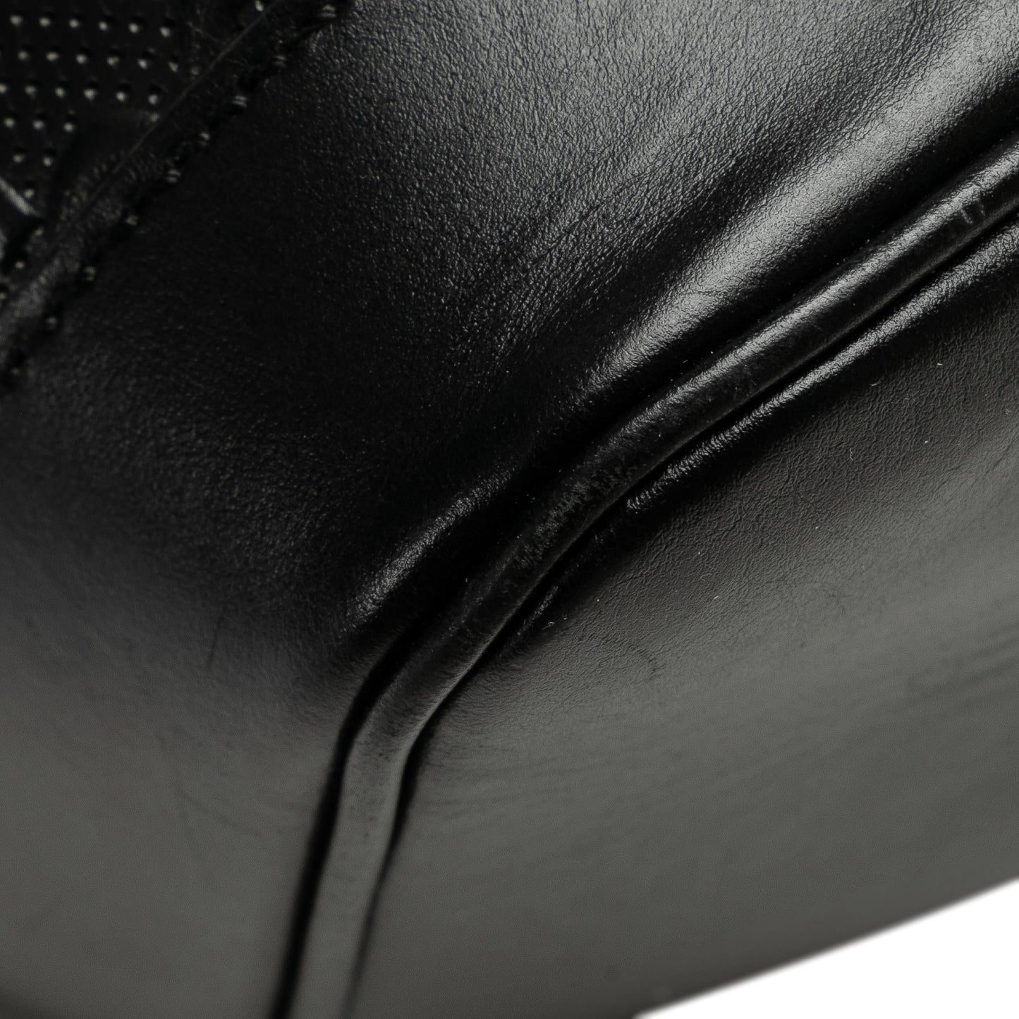 Gucci GG Embossed Tennis Backpack (SHG-MZSdOA)