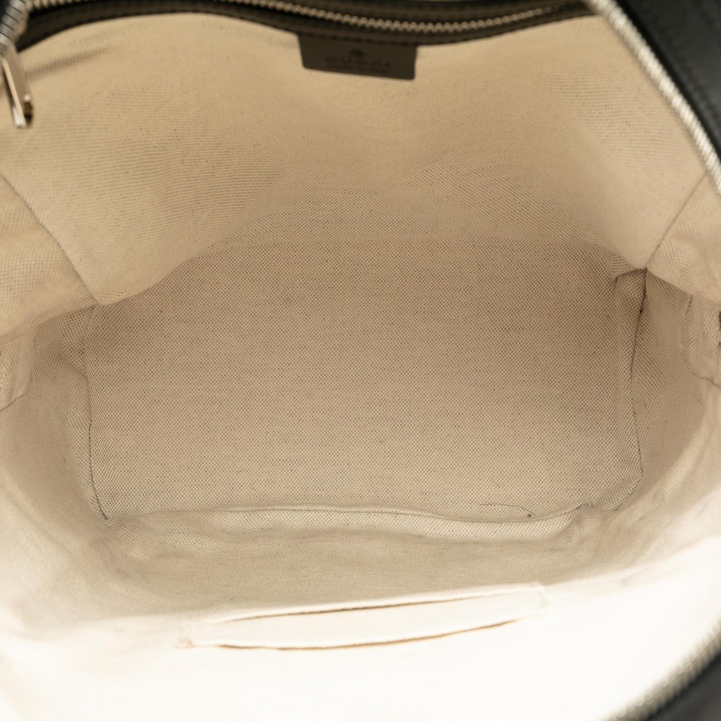 Gucci GG Embossed Tennis Backpack (SHG-MZSdOA)