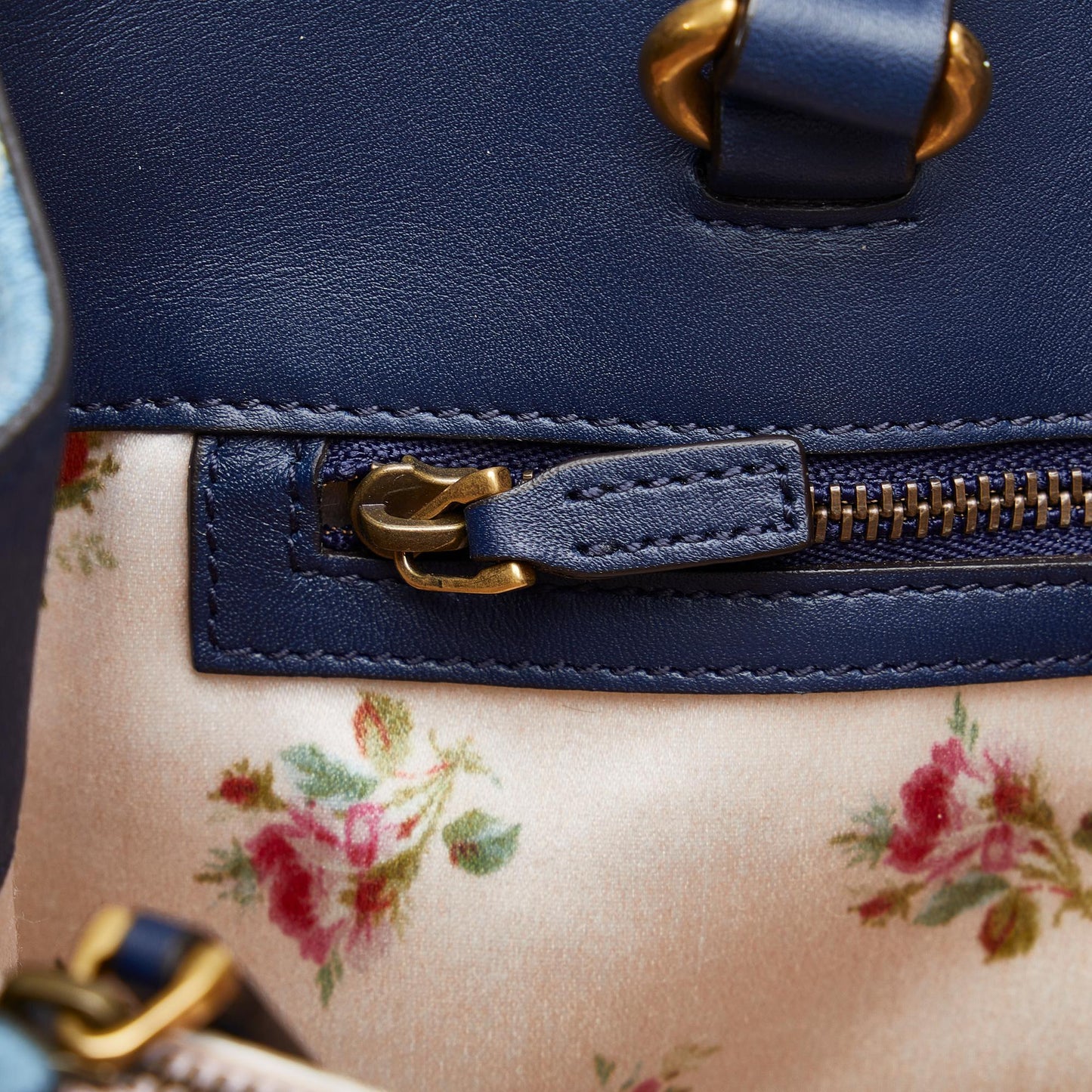 Gucci GG Marmont Flora Denim Satchel (SHG-dKHQjj)