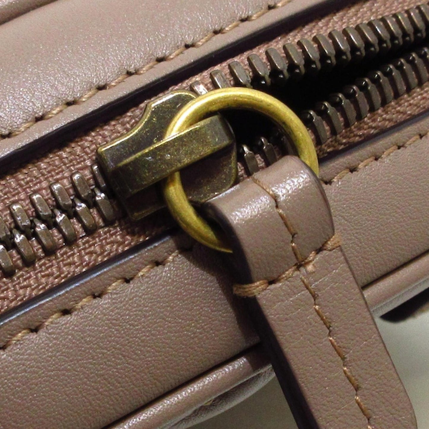 Gucci GG Marmont Matelasse Belt Bag (SHG-t3pAuf)