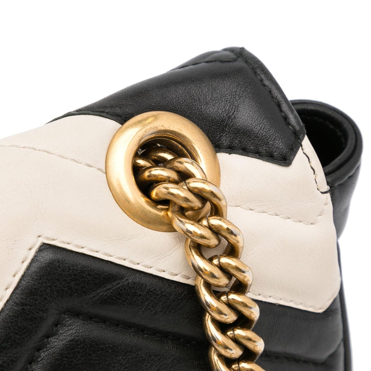 Gucci GG Marmont Matelasse Crossbody (SHG-pi1OVd)