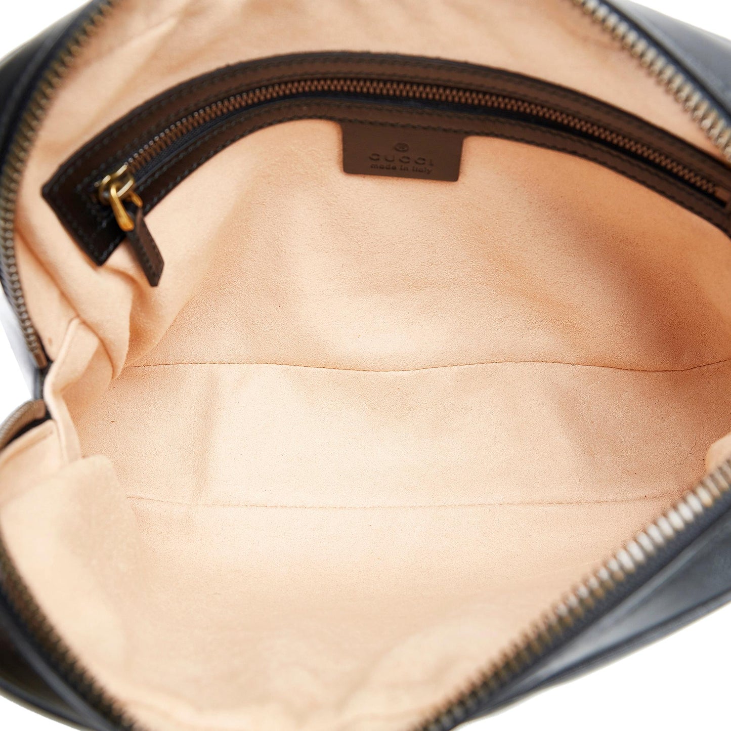 Gucci GG Marmont Matelasse Square Belt Bag (SHG-wwReIG)