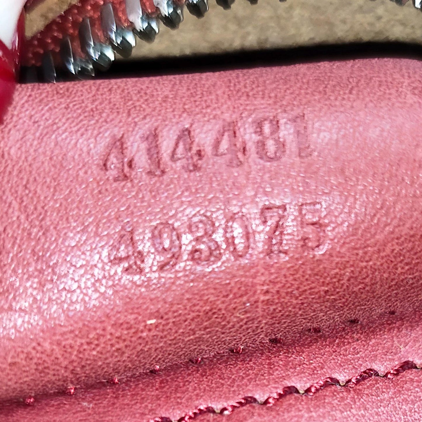 Gucci GG Marmont Messenger Bag (SHG-KLw8jd)