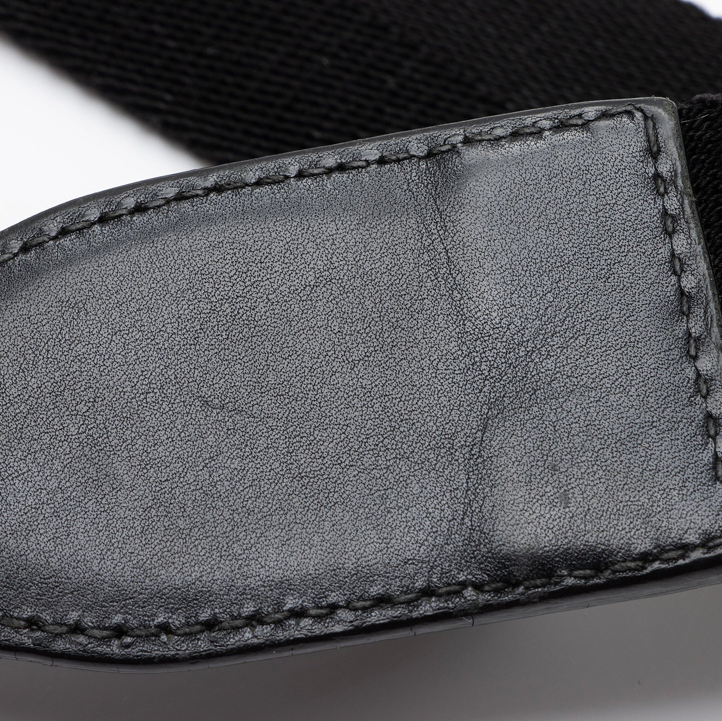 Gucci GG Nylon Large Messenger Bag (SHF-kF37Kx)