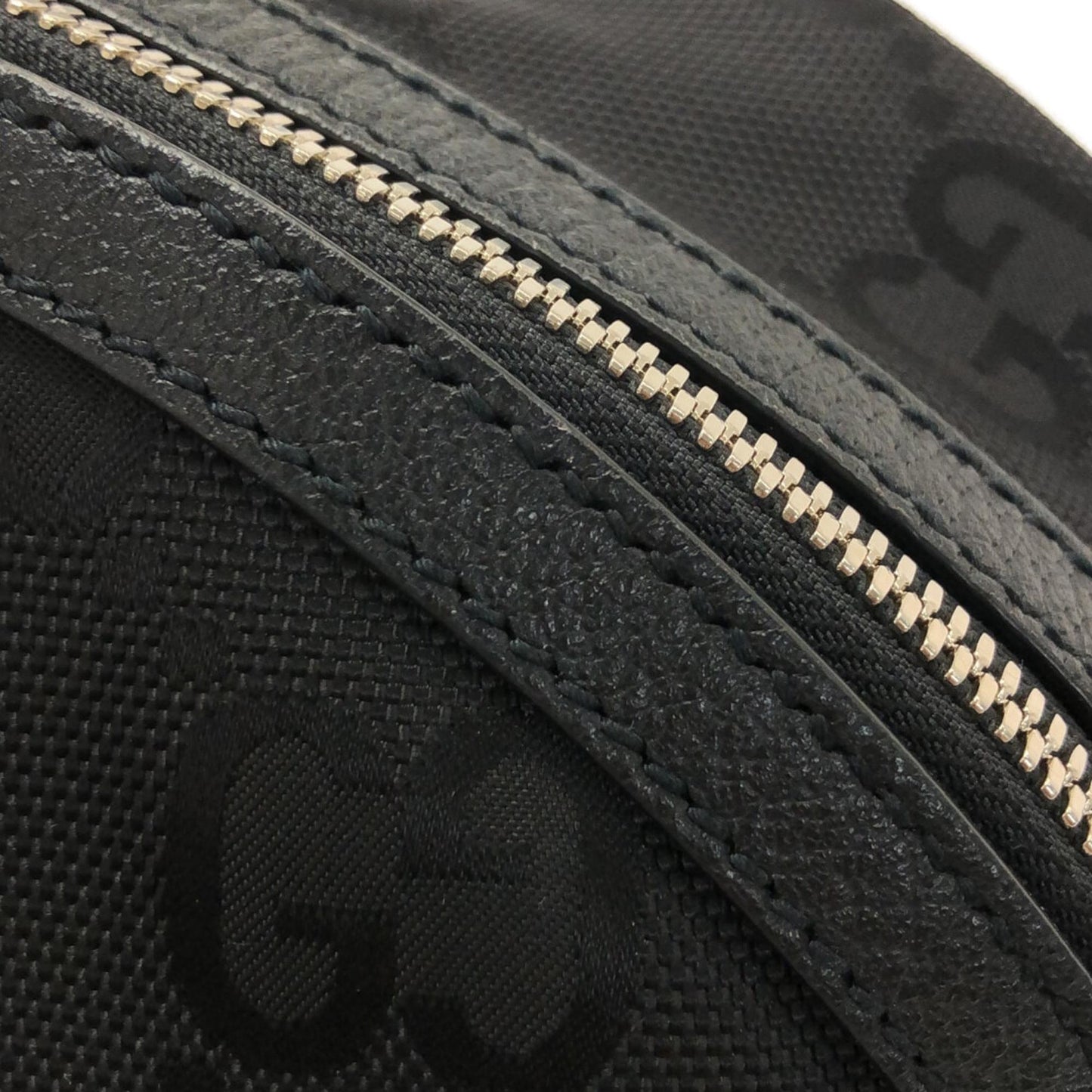 Gucci GG Nylon Off The Grid Backpack (SHG-6D9Mp1)