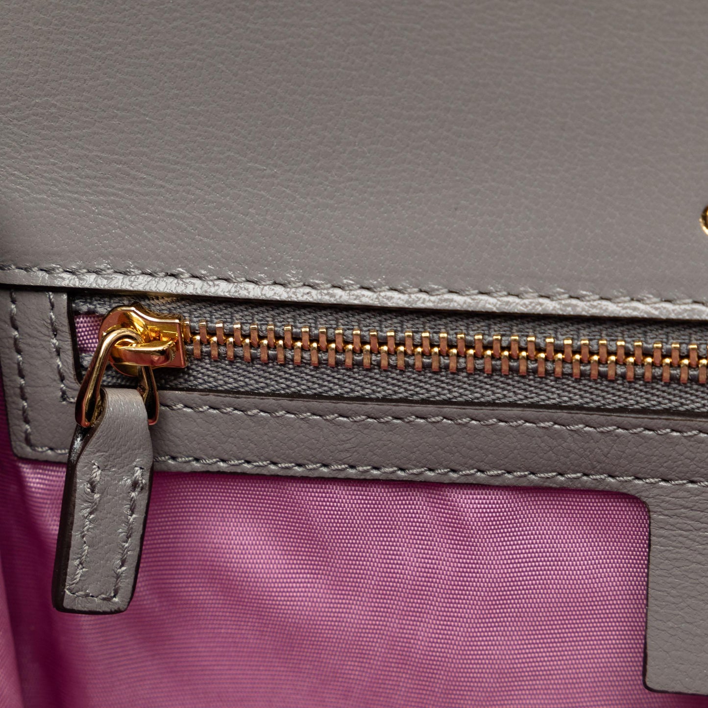 Gucci GG Ring Crossbody Bag (SHG-6Z1FZQ)