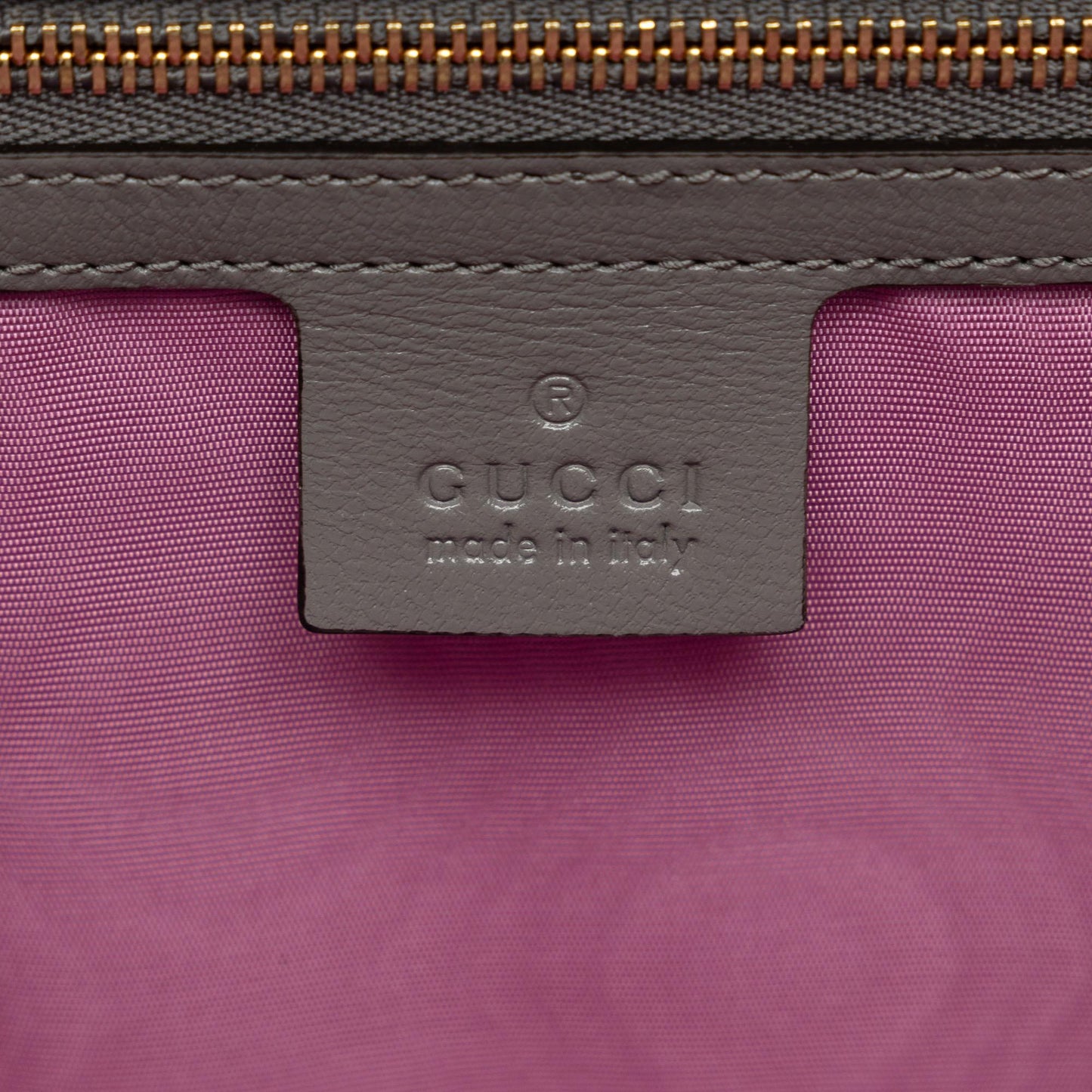 Gucci GG Ring Crossbody Bag (SHG-6Z1FZQ)