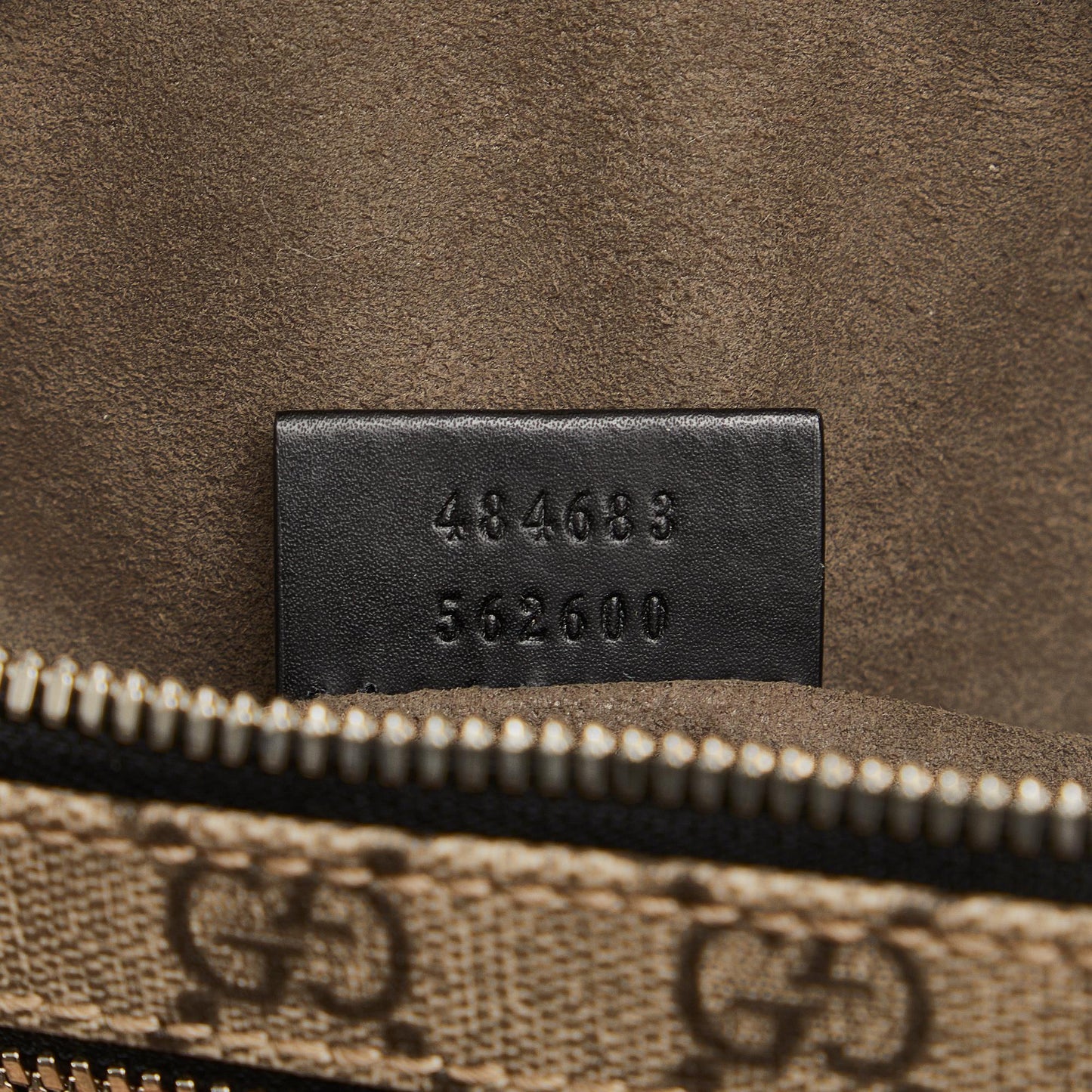Gucci GG Supreme Courrier Belt Bag (SHG-EU3sQu)