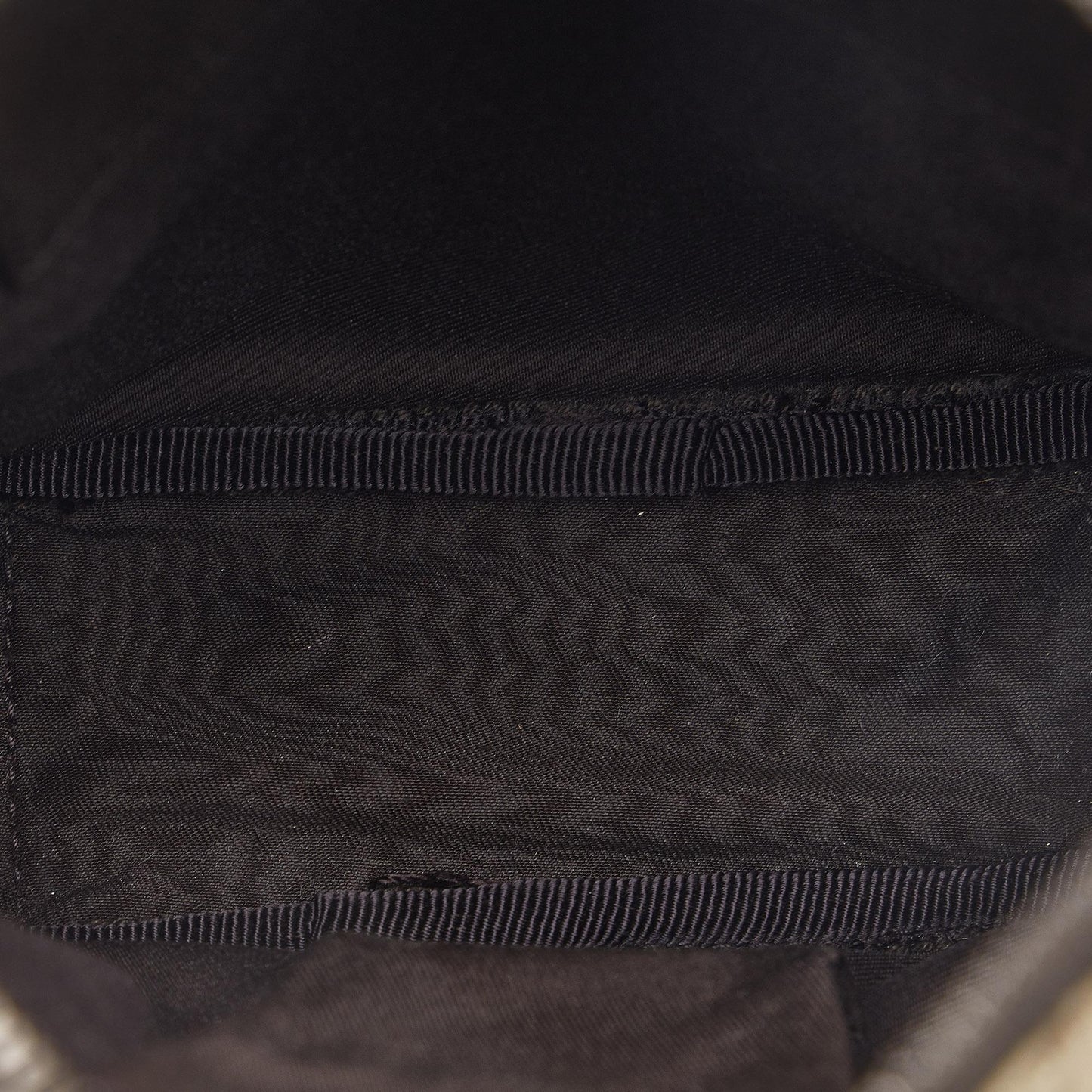 Gucci GG Supreme Crossbody Bag (SHG-IAZ6ar)