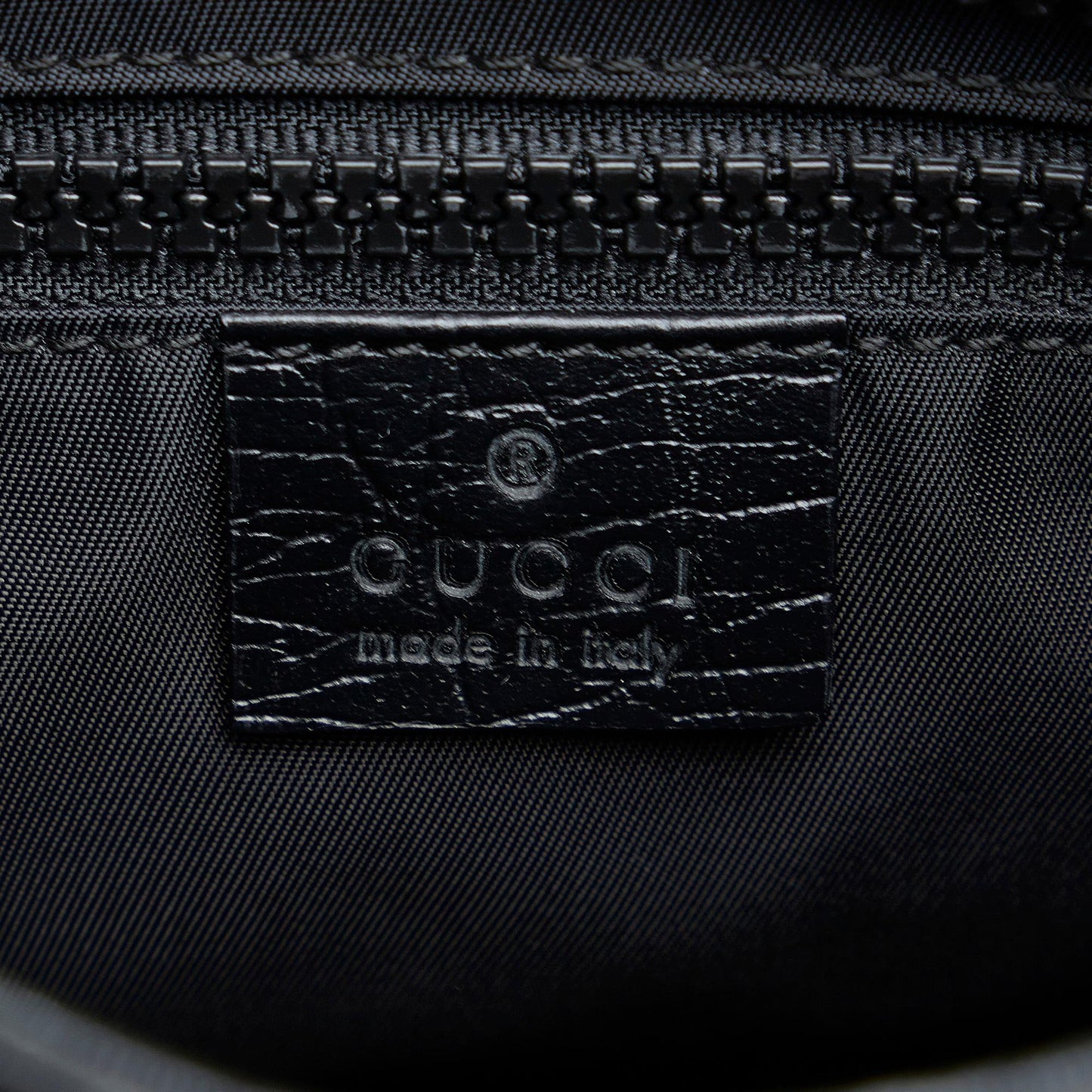 Gucci GG Supreme Crossbody (SHG-AMS5DT)