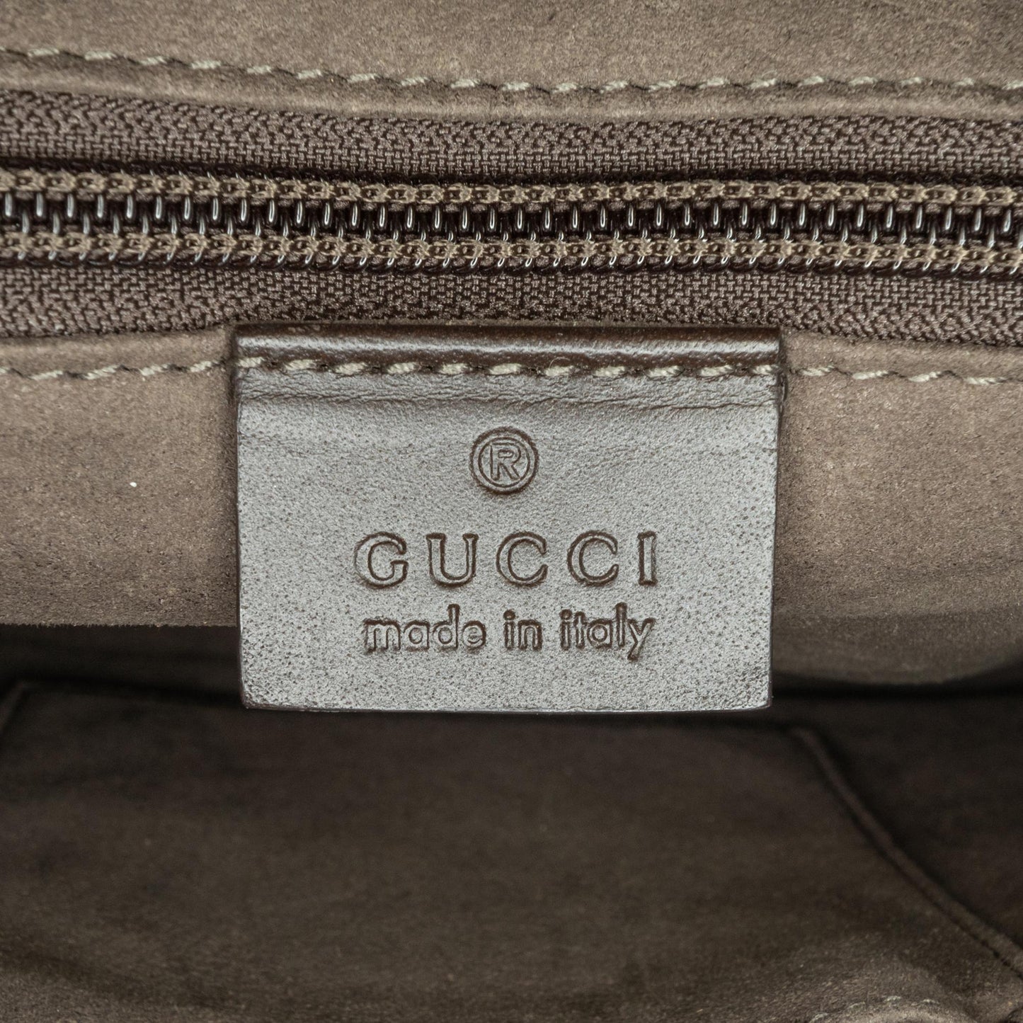Gucci GG Supreme Crossbody (SHG-jeYLHS)
