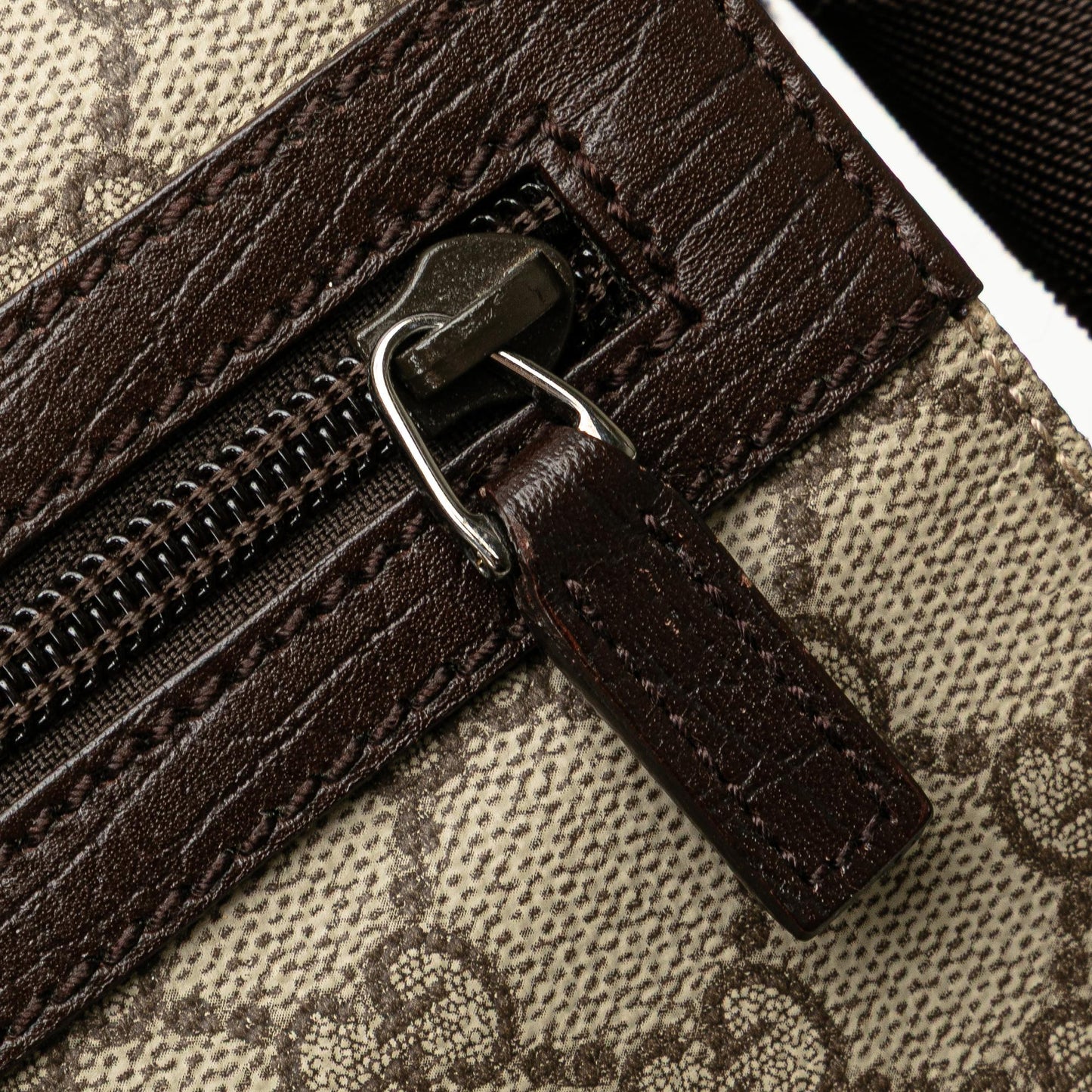 Gucci GG Supreme Crossbody