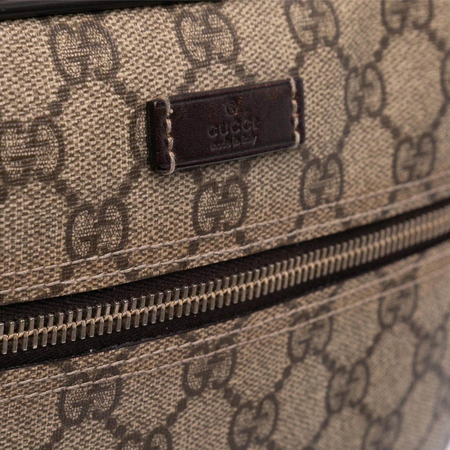 Gucci GG Supreme Crossbody