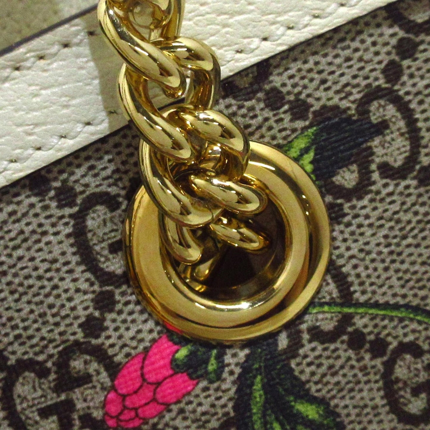 Gucci GG Supreme Flora Padlock Shoulder Bag (SHG-9mmWKN)
