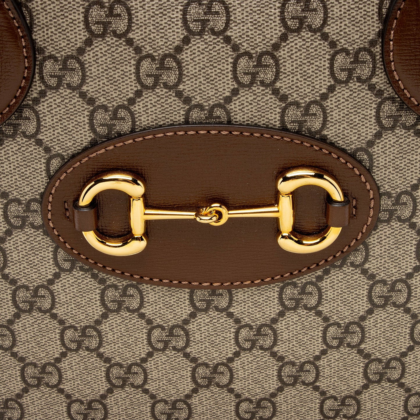 Gucci GG Supreme Horsebit 1955 Medium Top Handle (SHF-s7mzQw)