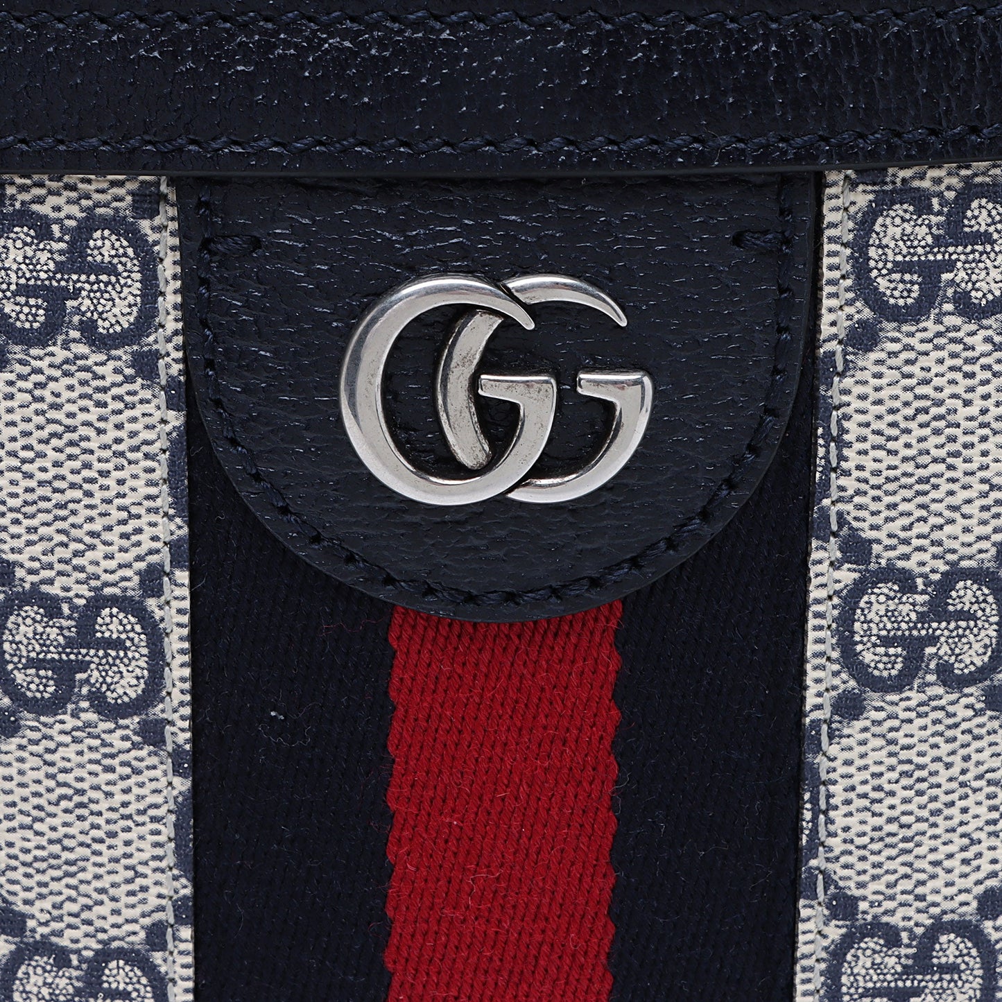 Gucci GG Supreme Ophidia Medium Shopping Tote (SHF-oWa7Rz)