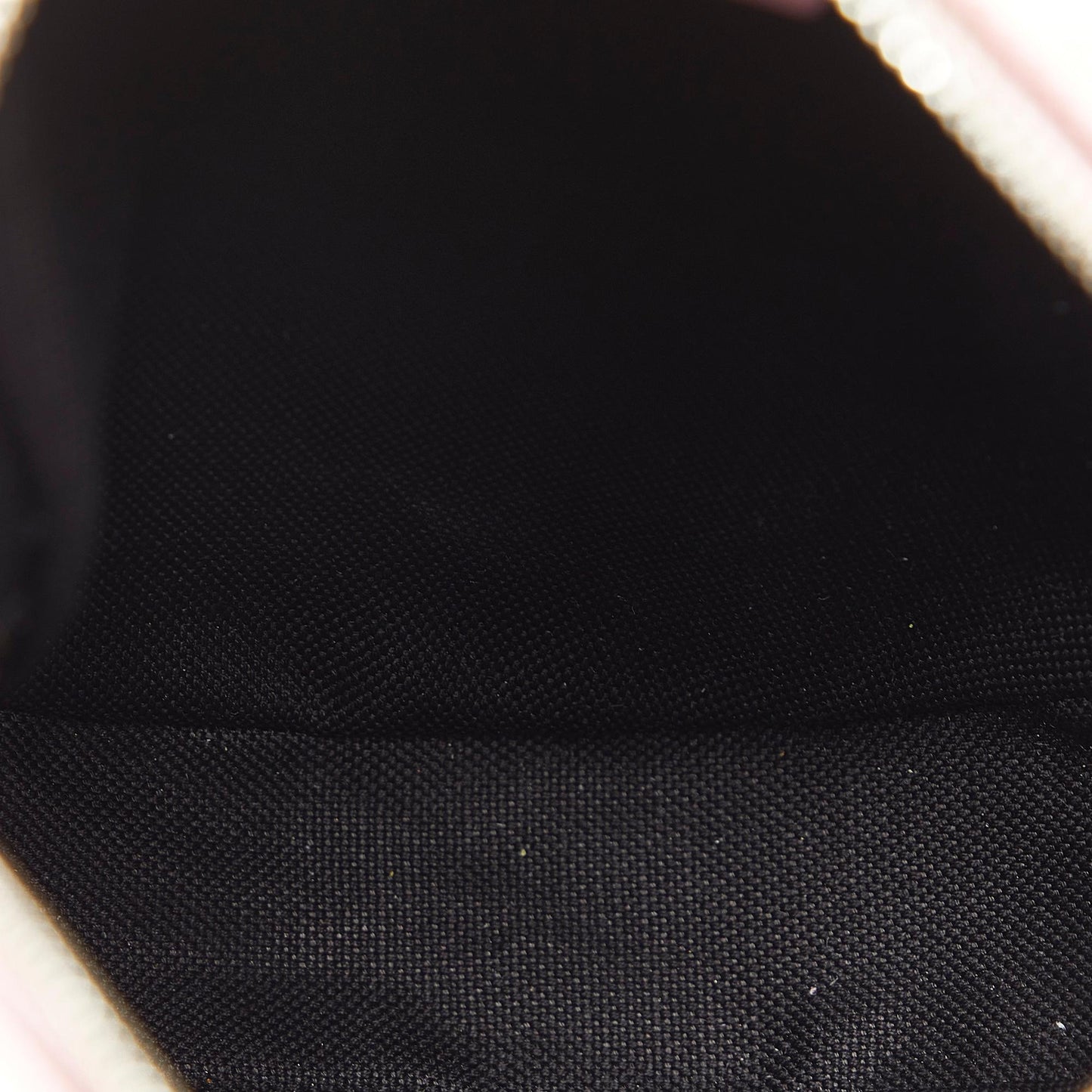 Gucci GG Supreme Psychedelic Round Crossbody Bag (SHG-gwT8Fo)