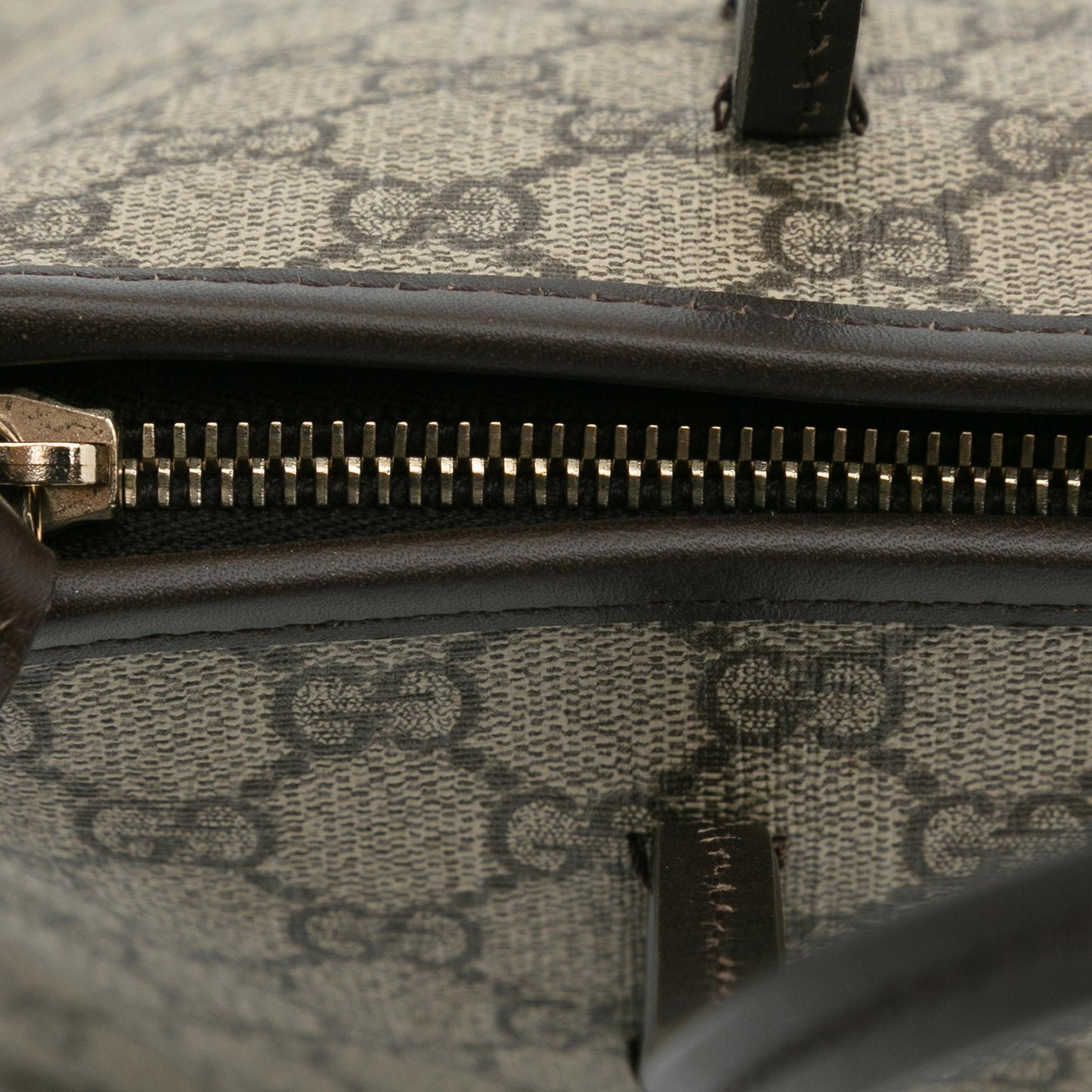 Gucci GG Supreme Satchel (SHG-OTxzEs)