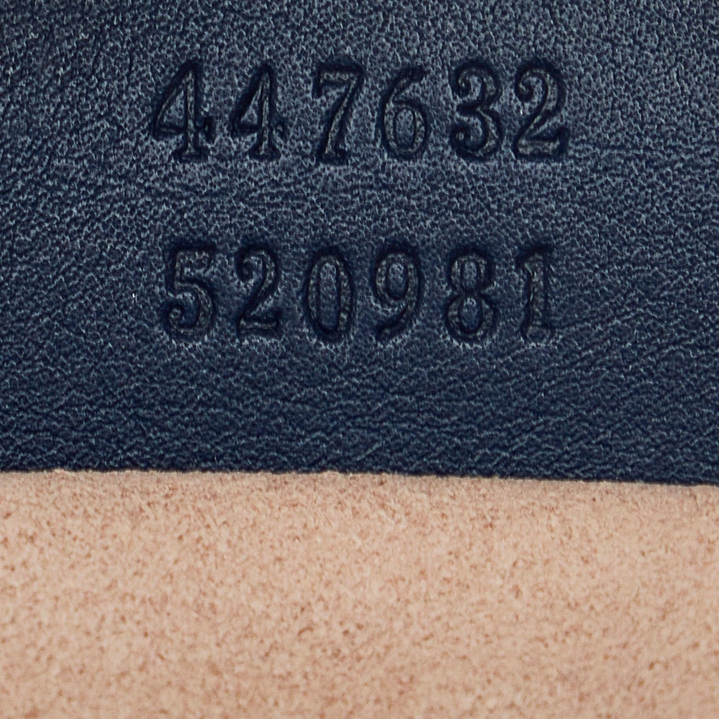 Gucci Gg Marmont Gucci Ghost Matelasse Crossbody (SHG-HLQeUH)