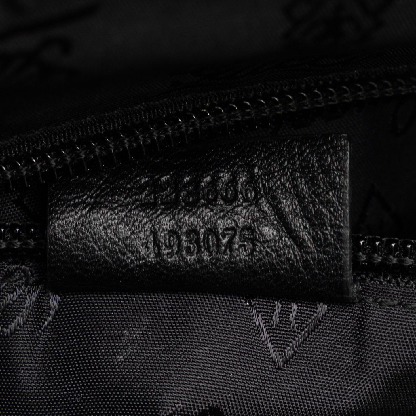 Gucci Guccissima Crossbody (SHG-KNB2JH)