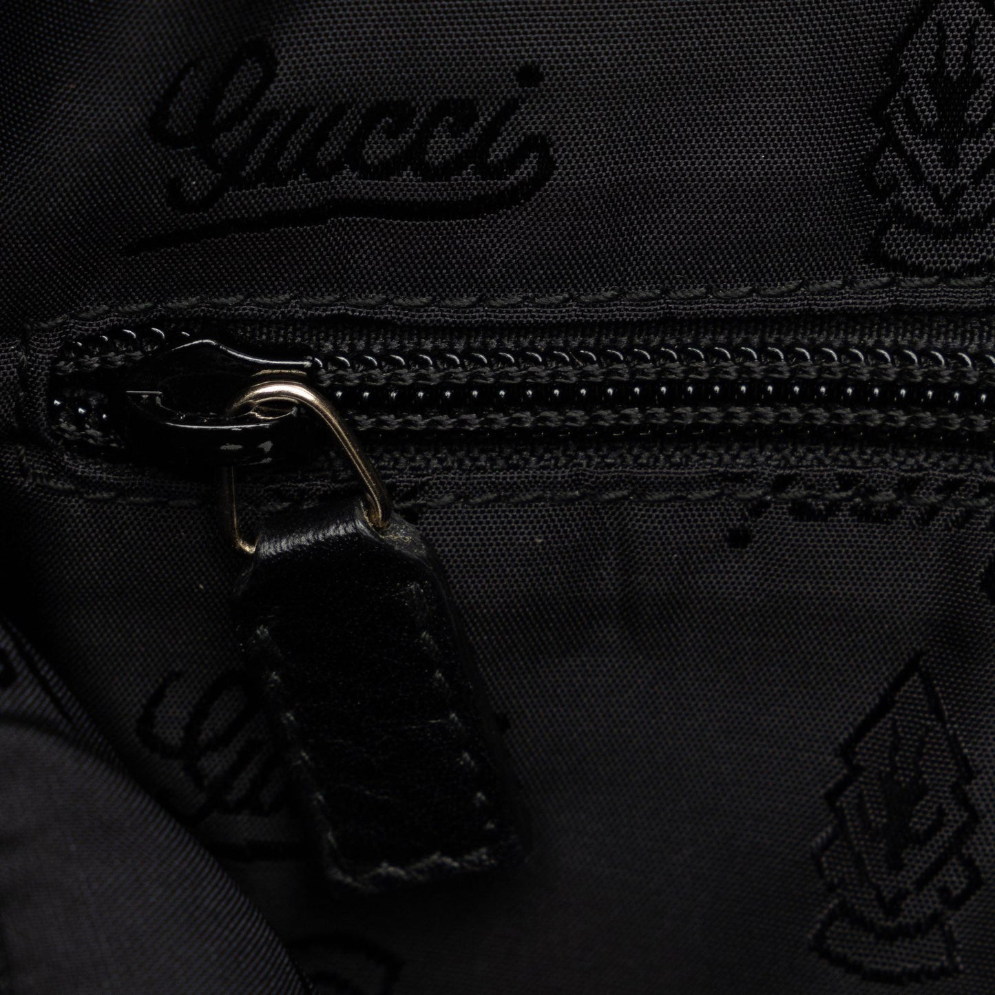 Gucci Guccissima Crossbody (SHG-KNB2JH)