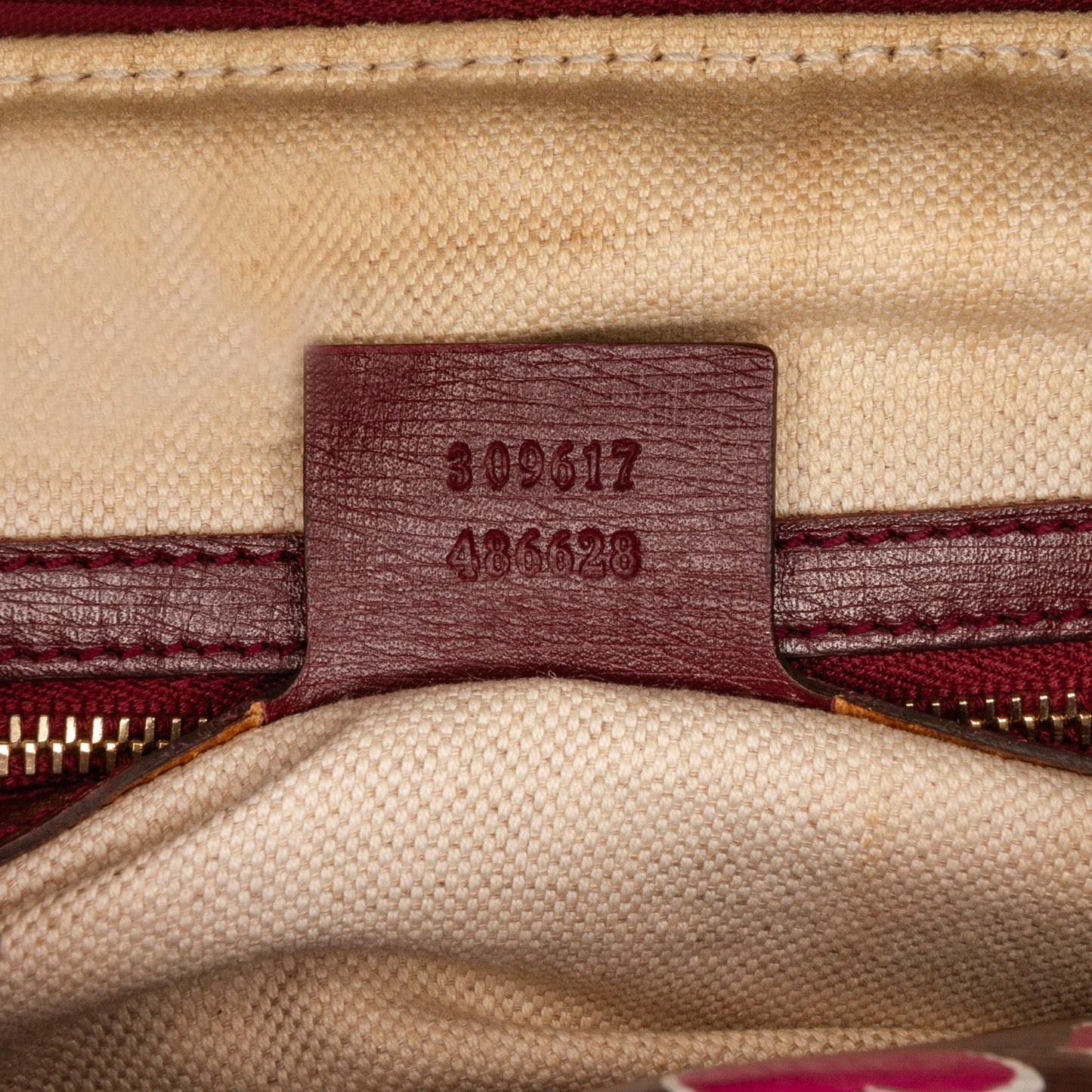 Gucci Heartbeat Leather Dome Satchel (SHG-iR5q9e)