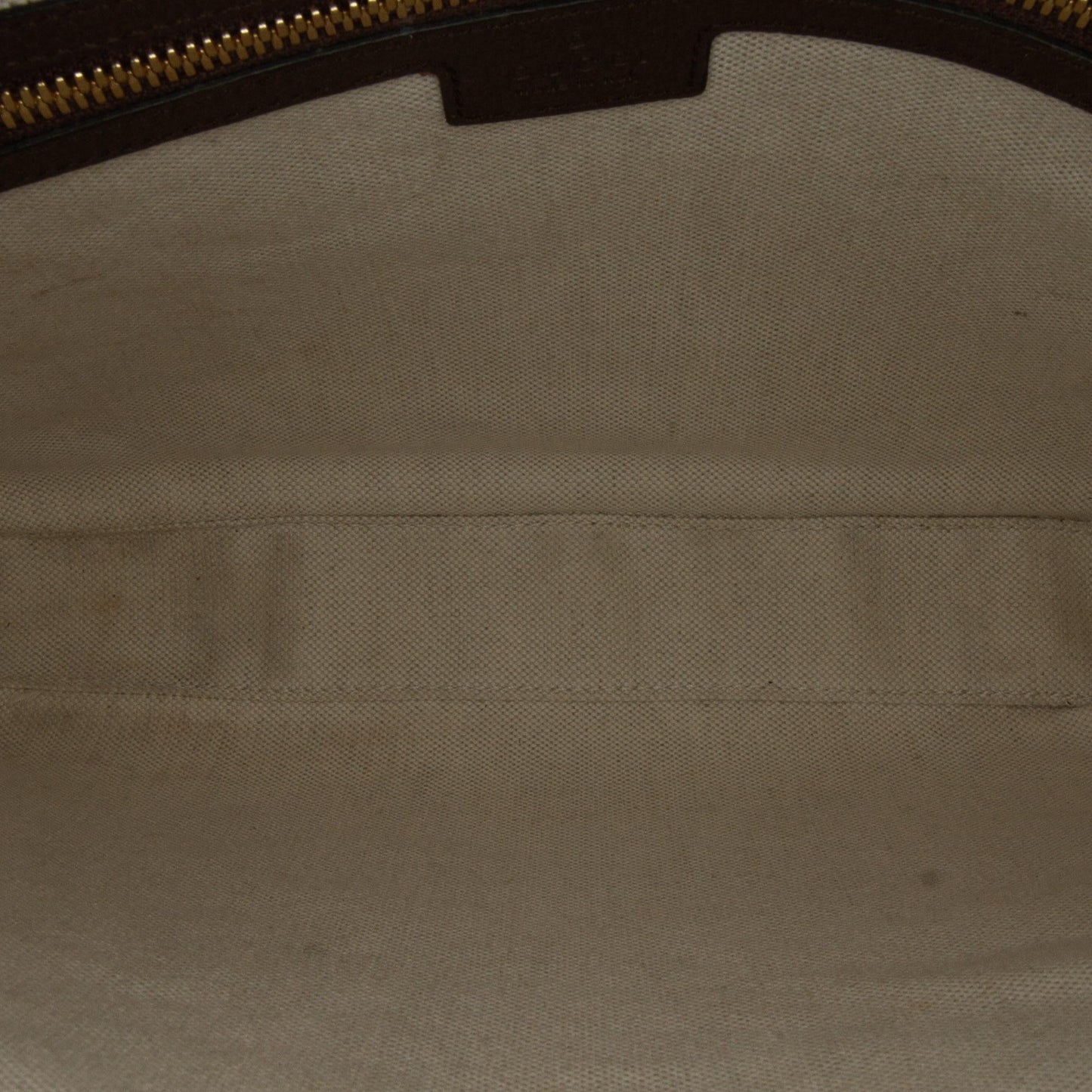 Gucci Jumbo GG Canvas Crossbody Bag (SHG-s7hbRP)