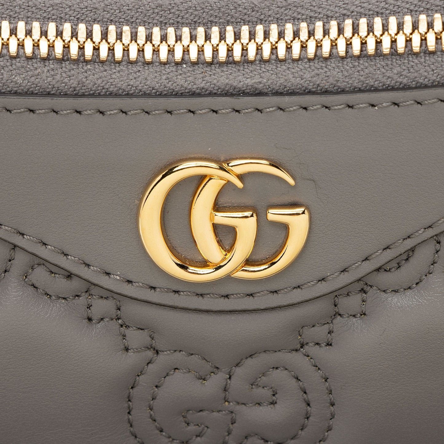 Gucci Jumbo GG Matelasse Chain Small Crossbody